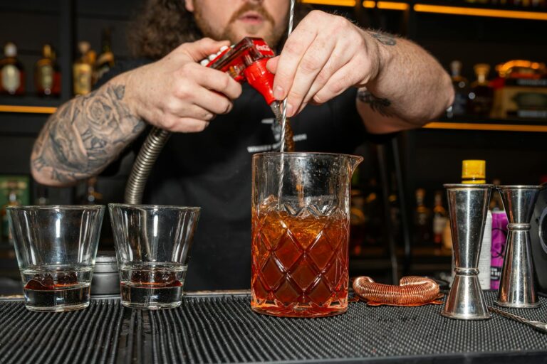 Flucloxacillin and Alcohol: Practical Guidance for Wellbeing and Recovery